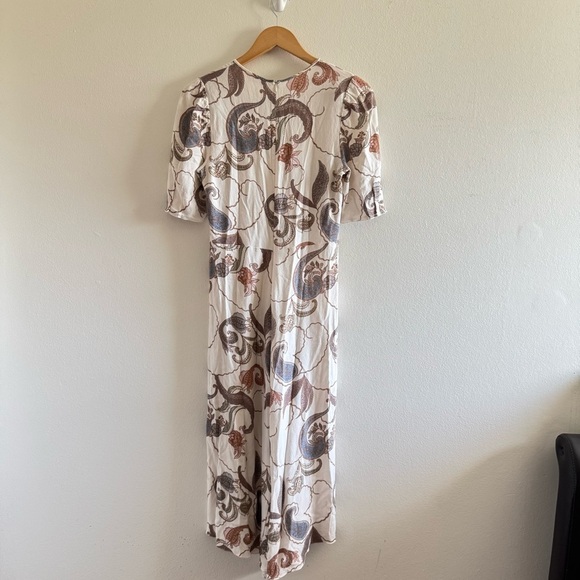 See by Chloe Cream Paisley Print Midi Dress size 38/ Medium - Picture 4 of 13